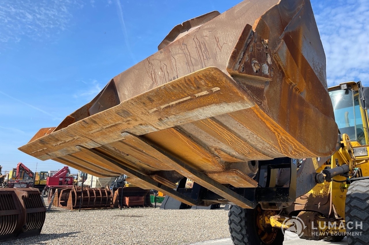 Volvo L120 Loading bucket 290cm Pinon connection Lumach