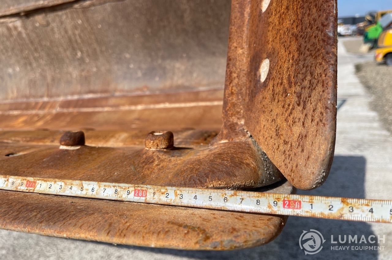 Volvo L120 Loading bucket 290cm Pinon connection Lumach